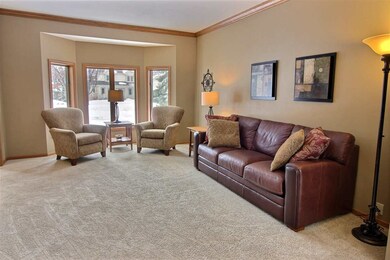 916 Timber Ridge Dr, Oregon, WI 53575 - photo 4