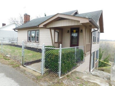 1120 Gwinn Island Rd, Danville, KY 40422 - photo 2