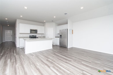 1717 Cedrus Dr, Belton, TX 76513 - photo 4