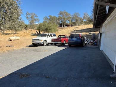 30717 Seminole Dr, Coarsegold, CA 93614 - photo 5