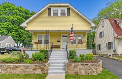 28 Sumach Ave, Riverside, RI 02915 - photo 3