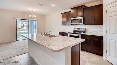 PR_Hayden_Spec_4463
