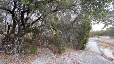 1425 Corona Dr, Granbury, TX 76048 - photo 2