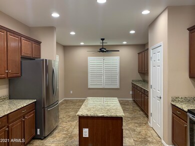 Area for table under fan
