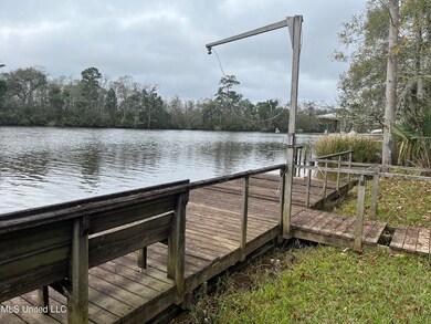 9413 Riverlodge Dr, Moss Point, MS 39562 - photo 5