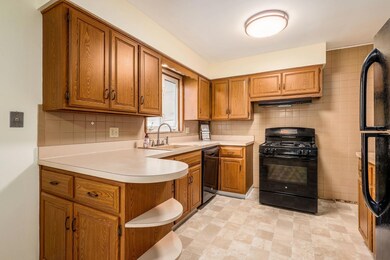 Lots of cabinet space