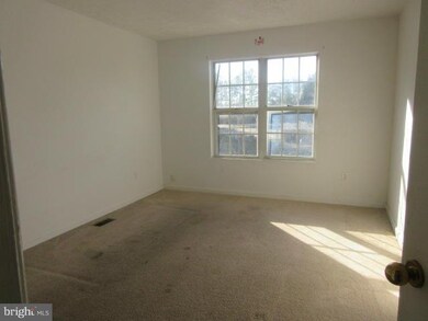 46353 Columbus Dr unit 407, Lexington Park, MD 20653 - photo 4