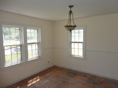 906 E 31st St, Anderson, IN 46016 - photo 7