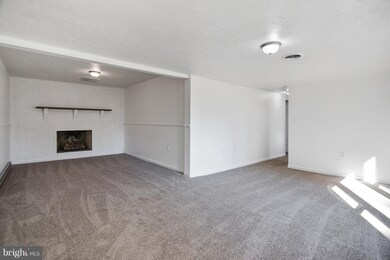 135 Ward Ave, Winchester, VA 22602 - photo 7