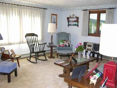 4 Farnum Rd, Buzzards Bay, MA 02532 - photo 3