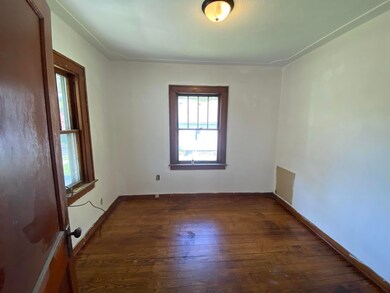 1410 Lansing Ave, Lansing, MI 48915 - photo 7