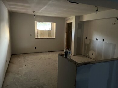 8606 Parkhill Forest Dr, Houston, TX 77088 - photo 4