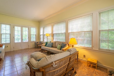 1286 W Stephenson St, Freeport, IL 61032 - photo 6