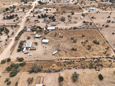 6225 Sunnyslope Rd, Phelan, CA 92371 - photo 2