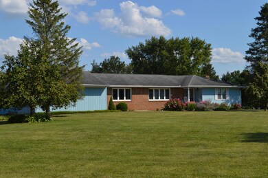 23404 Bolender Pontius Rd, Circleville, OH 43113 - photo 2