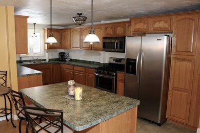 76 Mercury St, Weymouth, MA 02188 - photo 4