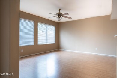 1356 E Helena Dr unit II, Phoenix, AZ 85022 - photo 4