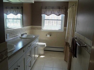 43 Bayview Dr, West Warwick, RI 02893 - photo 3