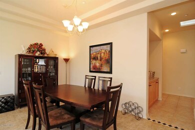 005_Formal Dining