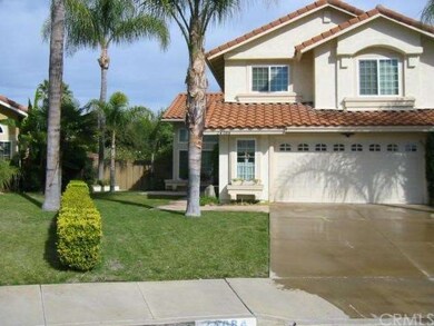 **BEHIND THE LARGE TREE FRONT DOOR*WINDOWS ABOVE G