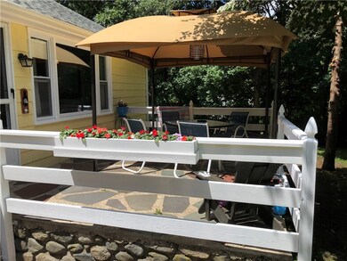 74 Gilbert St, Warwick, RI 02886 - photo 5