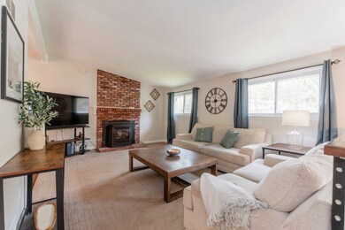 202 Brewer St, Northborough, MA 01532 - photo 6