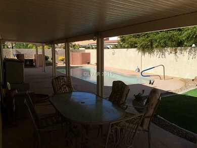 Yard/Garden.