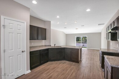 1386 Lamboll Ave, Jacksonville, FL 32205 - photo 3