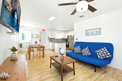 343 Van Buren St unit 8, Hollywood, FL 33019 - photo 5