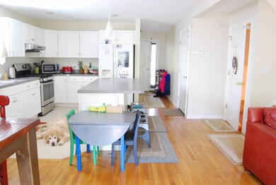 52 Kenneth St unit 1, Newton, MA 02461 - photo 2