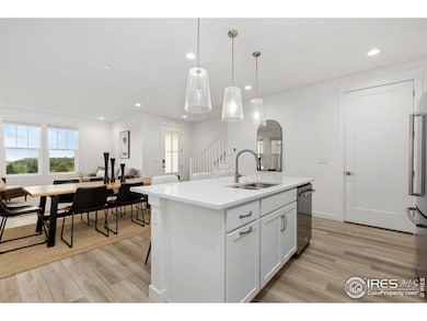 Kitchen, Dining area, living room