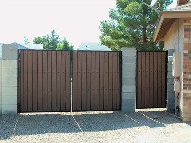 RV Gate