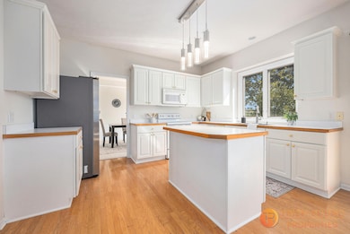 1964 Crystal View Ct SE, Caledonia, MI 49316 - photo 4