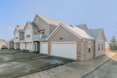 45 Corner Stone Way unit 44, Fitchburg, WI 53711 - photo 2