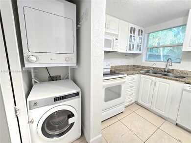 1152 99th St unit 28, Bay Harbor Islands, FL 33154 - photo 6