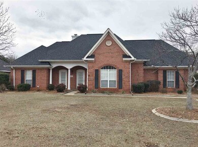 403 Scarlett Dr, Warner Robins, GA 31088 - photo 2