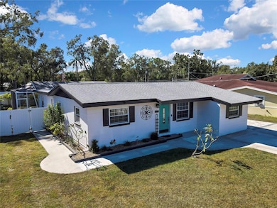 1322 W Knollwood St, Tampa, FL 33604 - photo 4