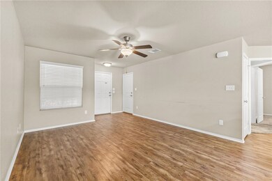 1134 Cottage Grove Cir, Bryan, TX 77801 - photo 4