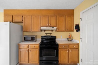 177 Candlestick Dr unit 17, Statesville, NC 28625 - photo 5
