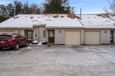 22 Bramber ii, Rochester, NH 03867 - photo 2
