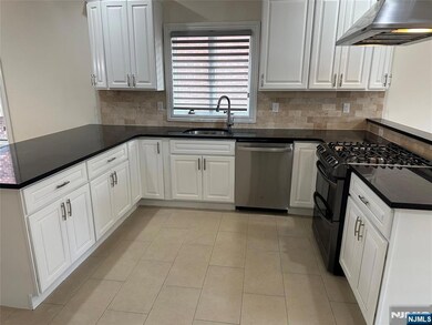 436 Lawton Ave unit A, Cliffside Park, NJ 07010 - photo 4