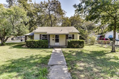 401 Turner St, Cleburne, TX 76033 - photo 3