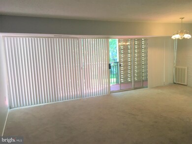 1804 Metzerott Rd unit 508, Adelphi, MD 20783 - photo 3