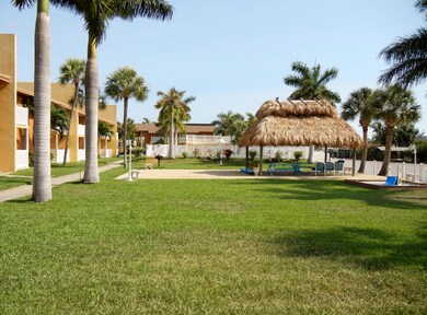 Pool, Pavillion, Grounds