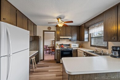 15483 Boulder Creek Dr, Minnetonka, MN 55345 - photo 6