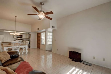 7717 S Kachina Dr, Tempe, AZ 85284 - photo 4