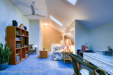 23 Ginger Ct, Eatontown, NJ 07724 - photo 6