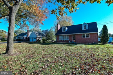 2290 Princeton Ave, Pottstown, PA 19464 - photo 2