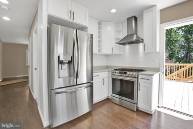 2821 64th Ave, Cheverly, MD 20785 - photo 3