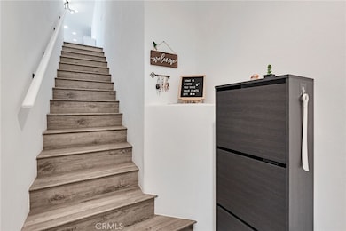 922 S Country Glen Way, Anaheim, CA 92808 - photo 6